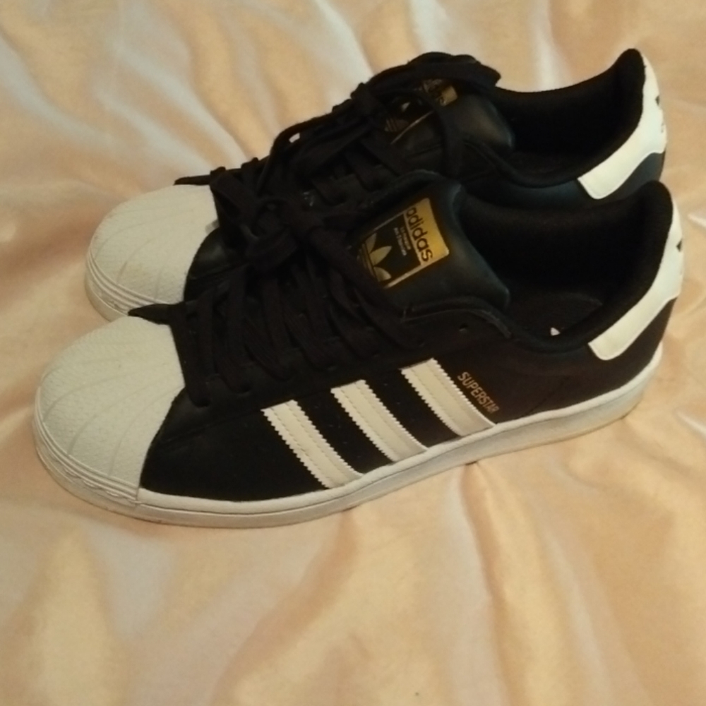 Adidas superstar